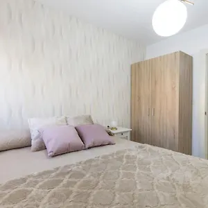 https://neptuno-deluxe.es-andalucia.com